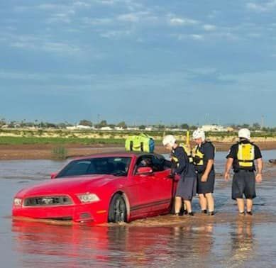 Monsoon strands motorist in Eloy